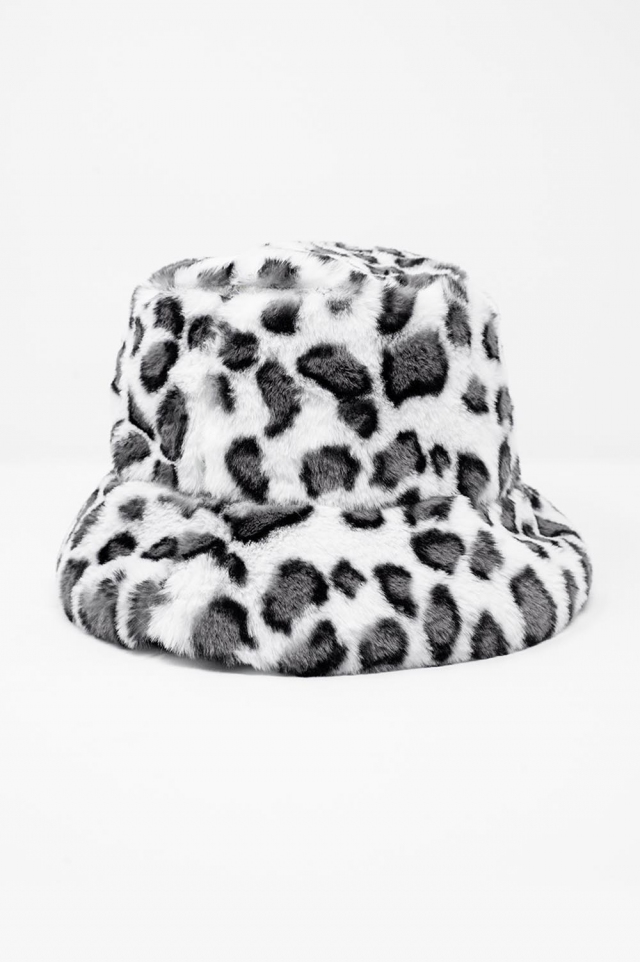 White bucket hat in animal print
