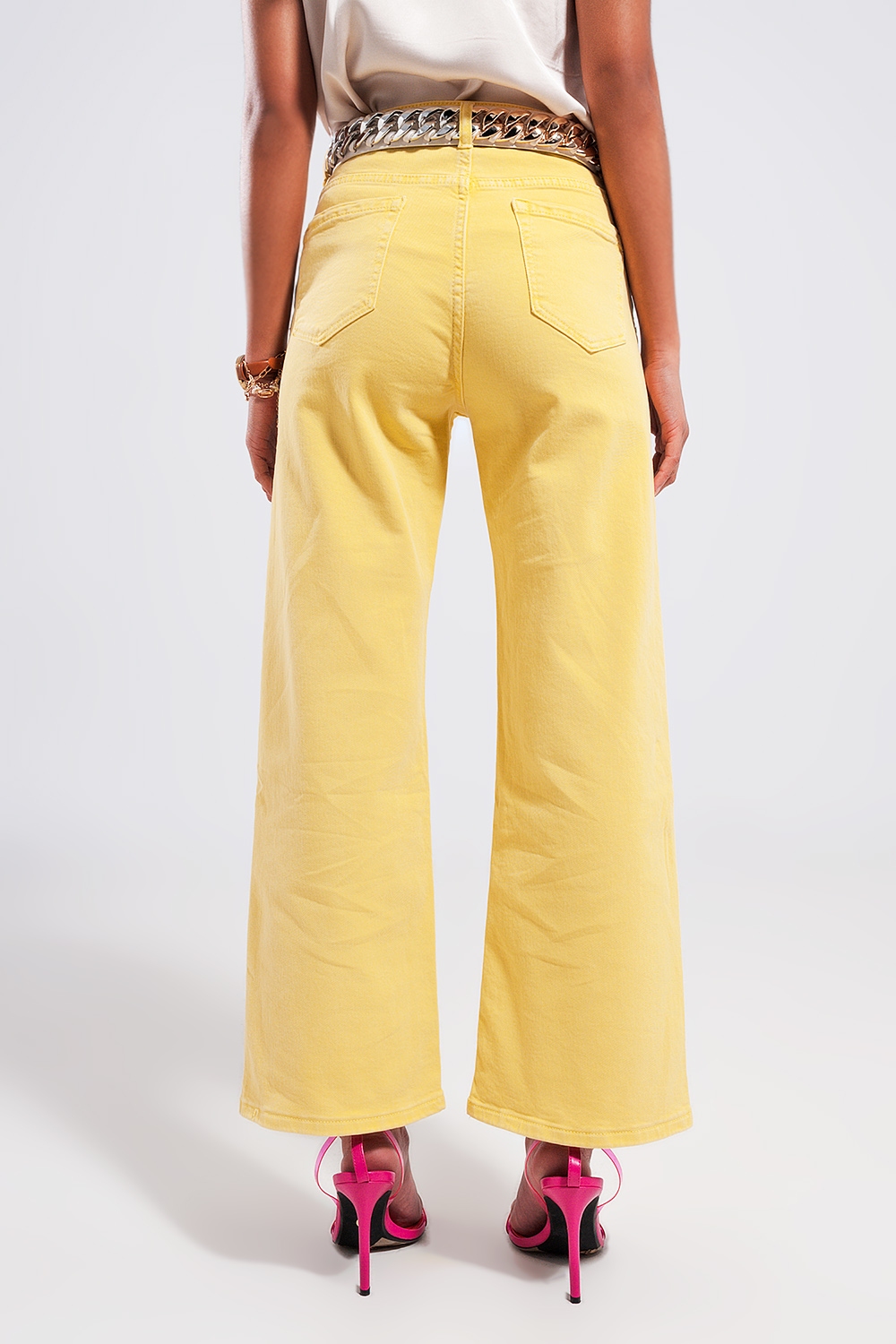 Vaquero amarillo sol de pernera ancha Vaquero amarillo sol de pernera ancha
