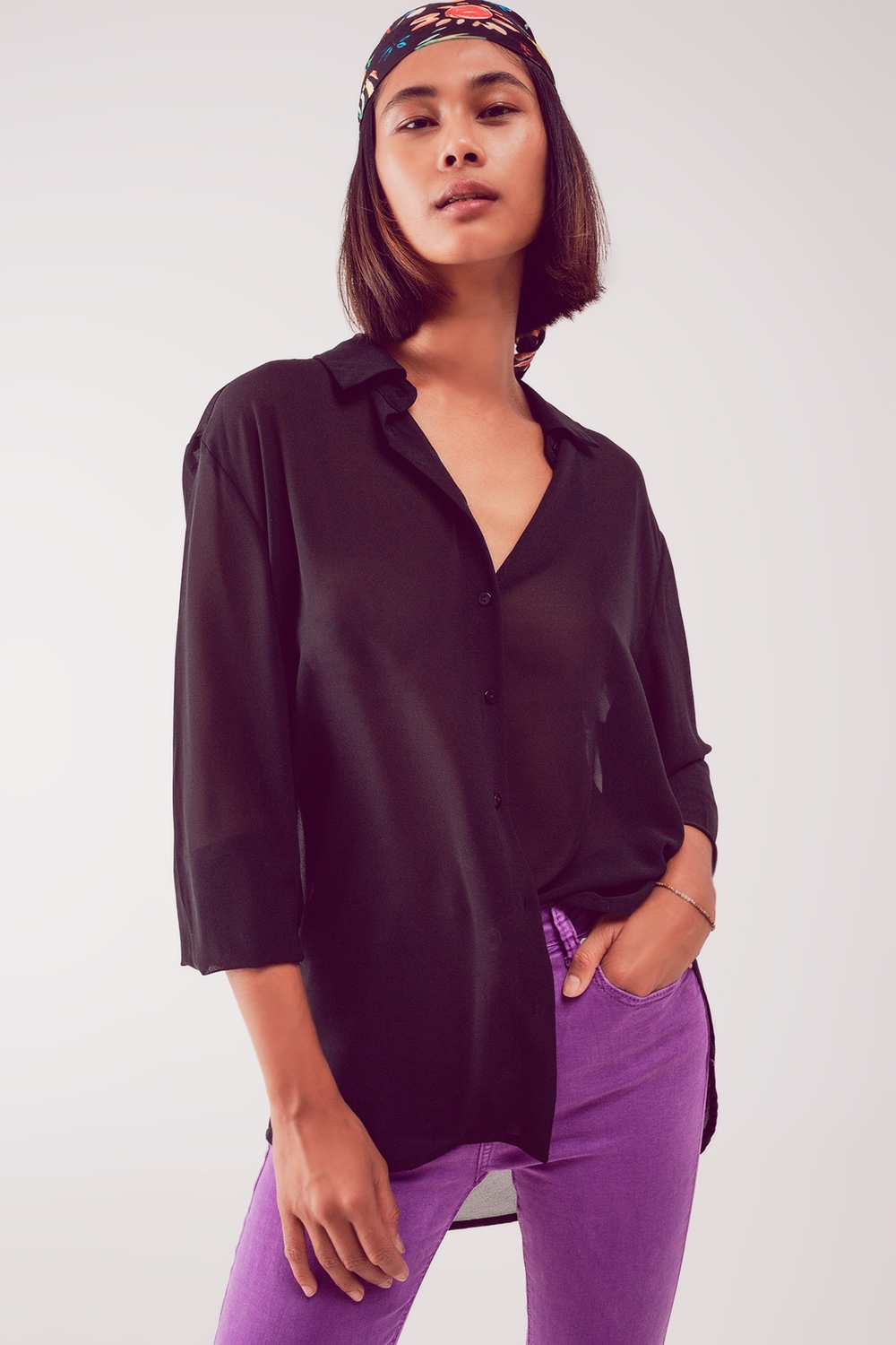 Camisa negra de chif&oacute;n transparente