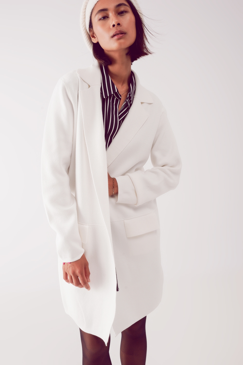 Cardigan extra grande en crudo con solapas Cardigan extra grande en crudo con solapas