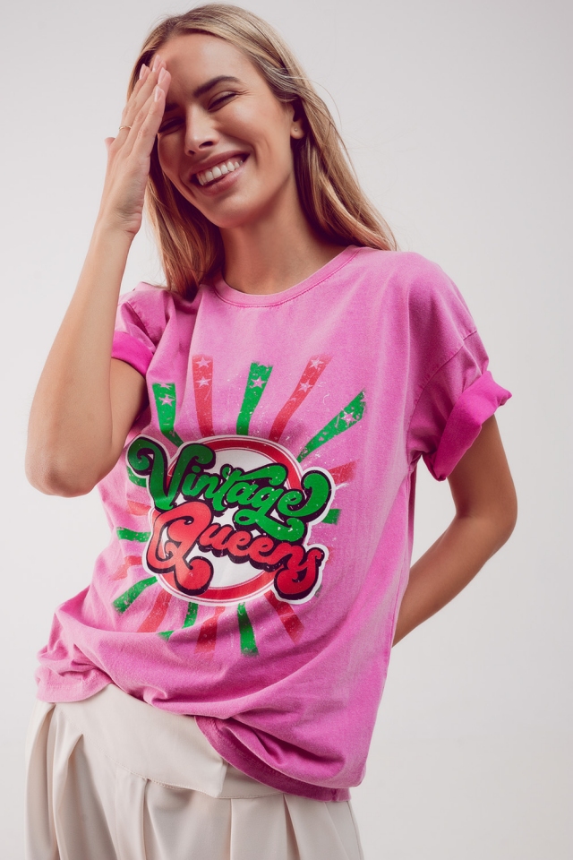 Relaxed t shirt met roze Vintage Queens grafische print