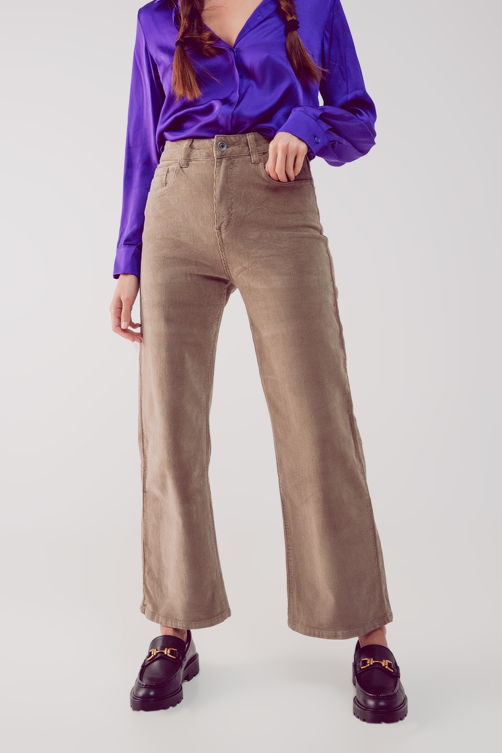Pantalones capri beige de pana Pantalones capri beige de pana