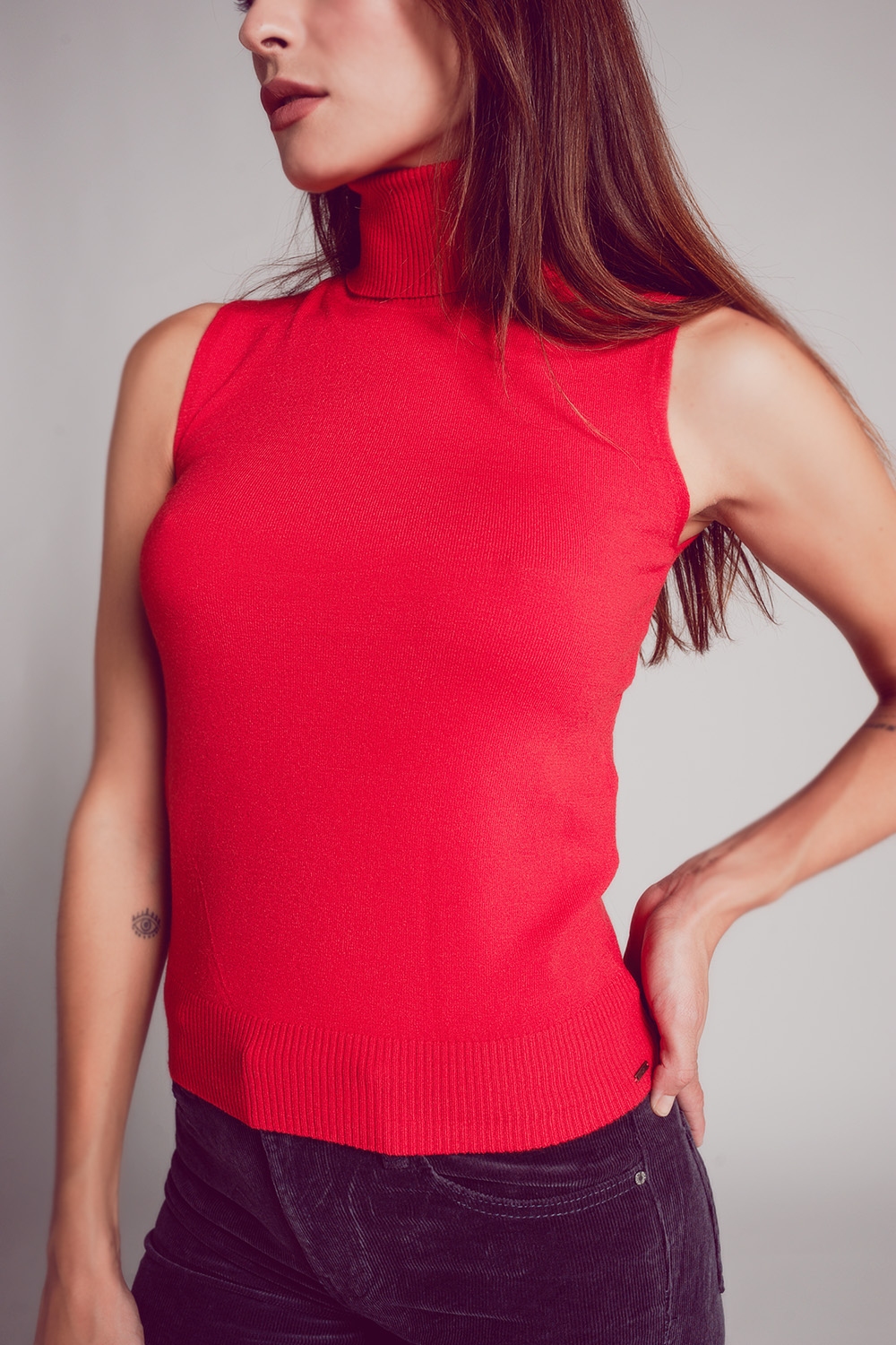 Jersey sin mangas en color rojo