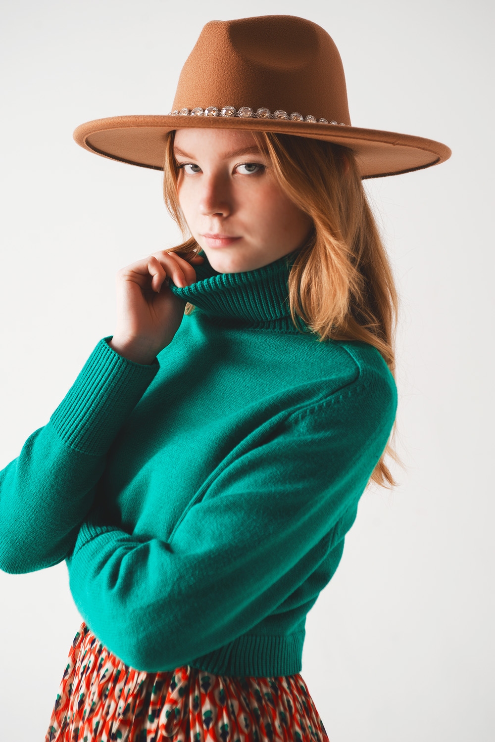 Jersey cropped de cuello alto en verde