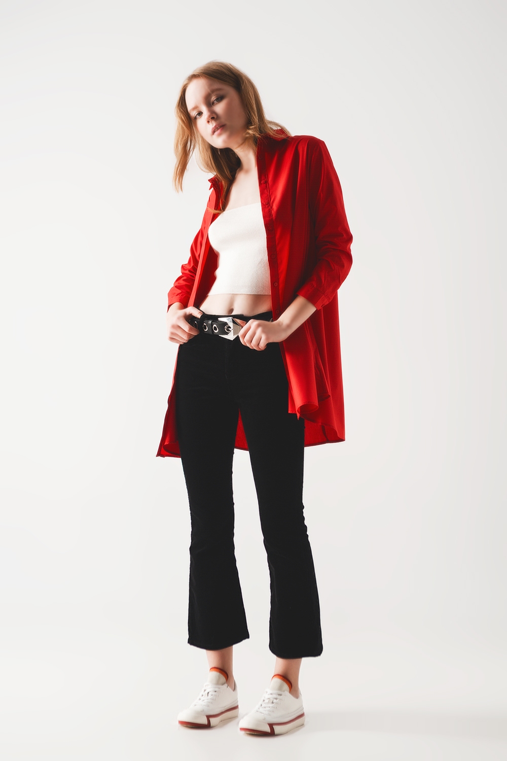 Camisa oversize en rojo intenso Camisa oversize en rojo intenso