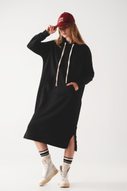 Long sleeved hoodie dress with side slit in black
