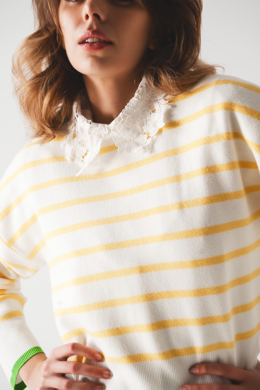 Jersey de rayas en amarillo y blanco Jersey de rayas en amarillo y blanco