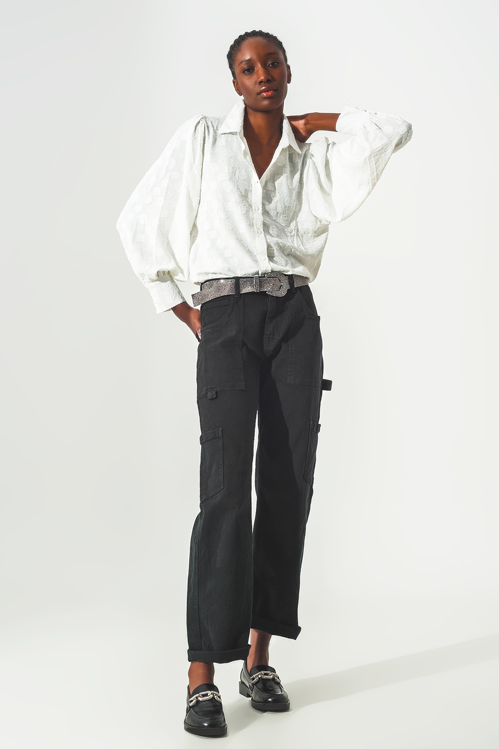 Pantalón Cargo Recto en Negro Pantalón Cargo Recto en Negro