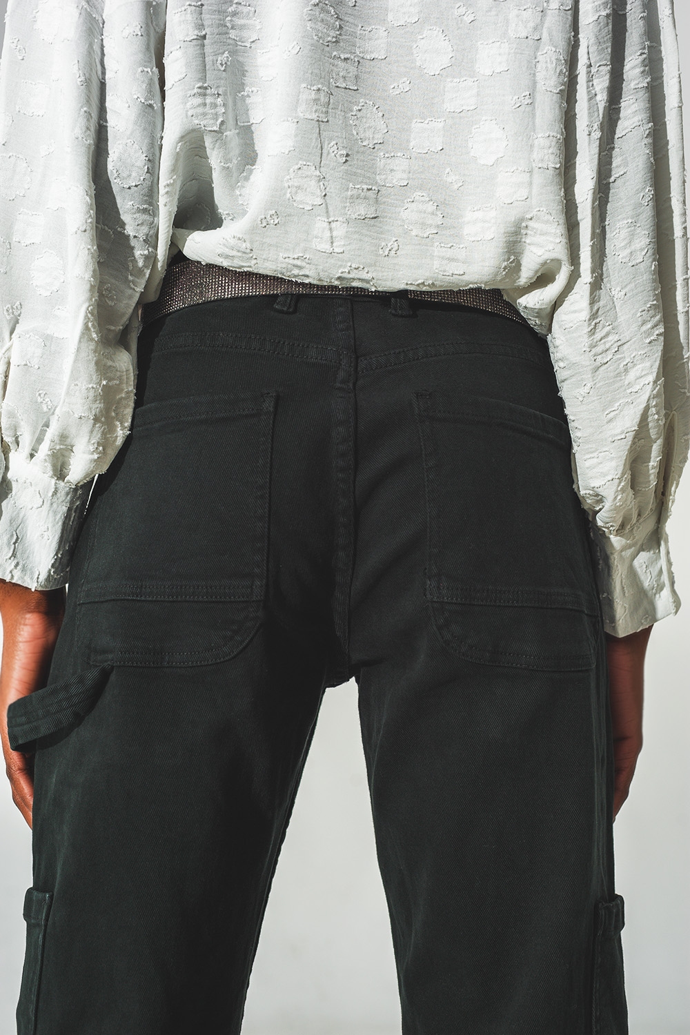 Pantalón Cargo Recto en Negro Pantalón Cargo Recto en Negro