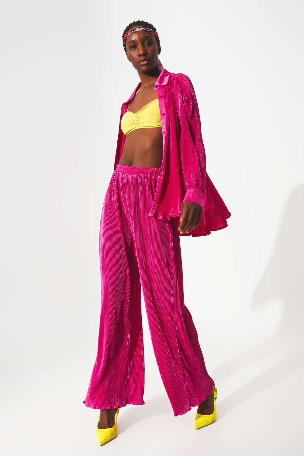 Camisa de saten plisada en fucsia Camisa de saten plisada en fucsia