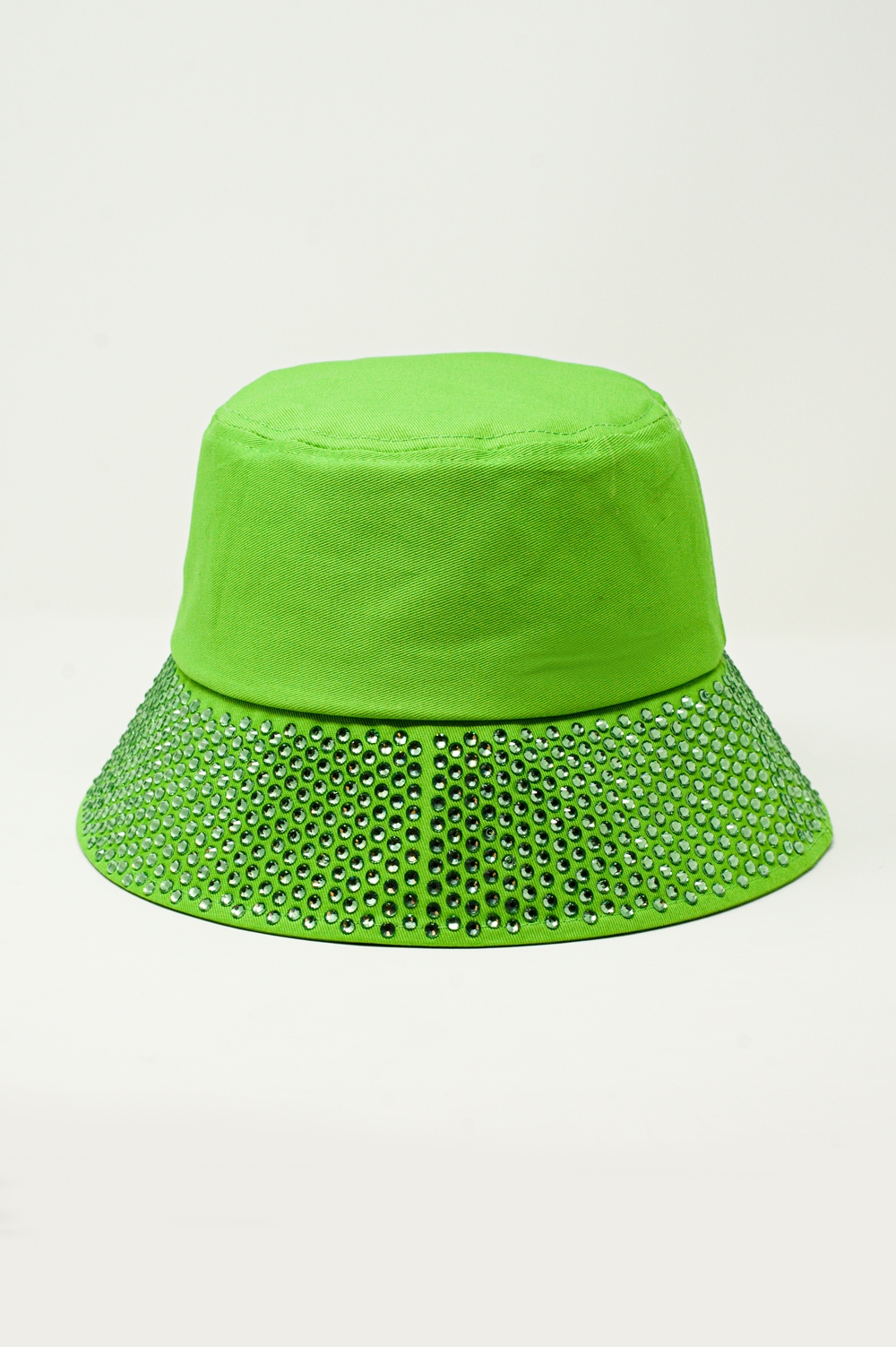 Sombrero con Detalle de Strass en Verde Sombrero con Detalle de Strass en Verde