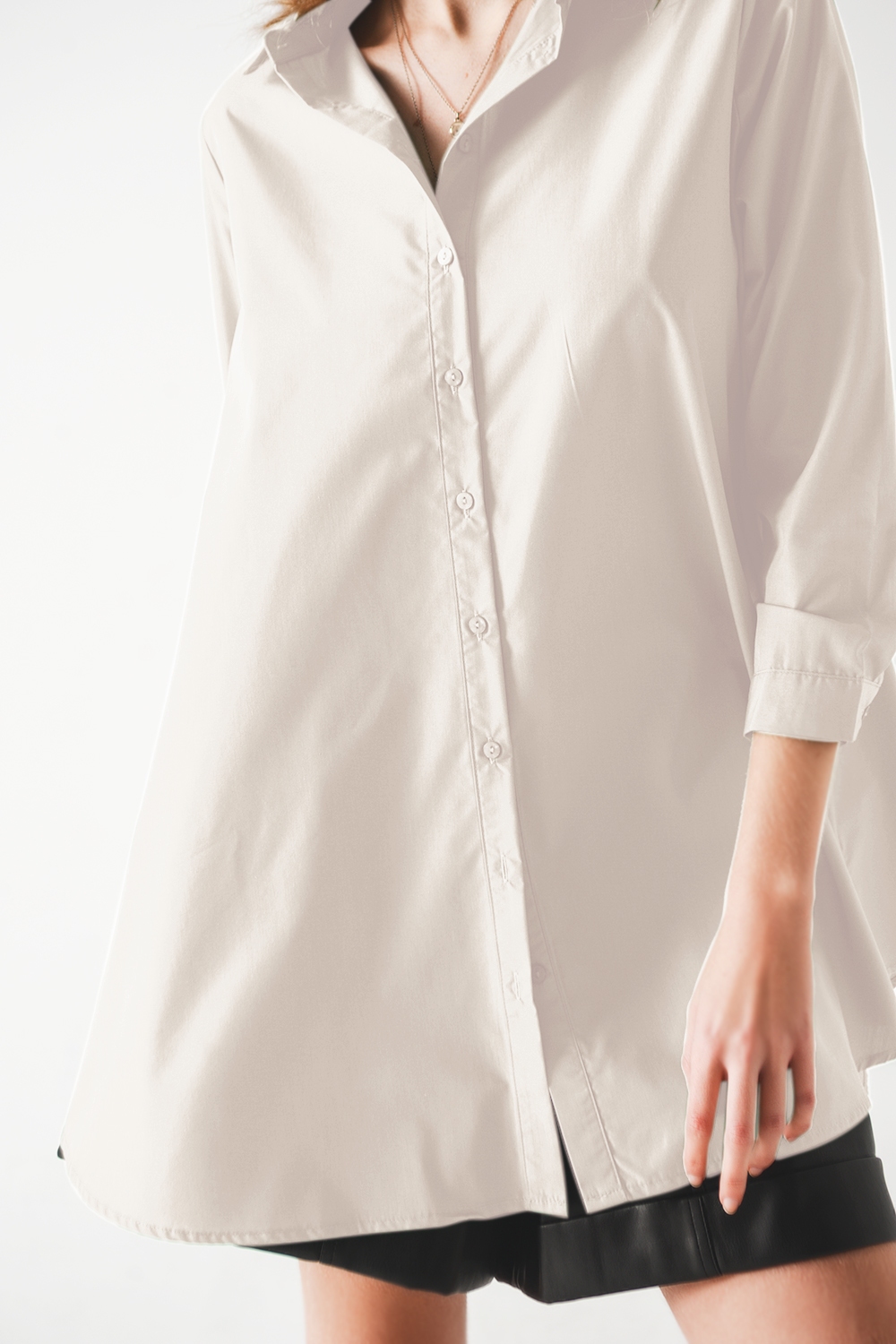 Camisa oversize de popelina en línea A en blanco Camisa oversize de popelina en línea A en blanco