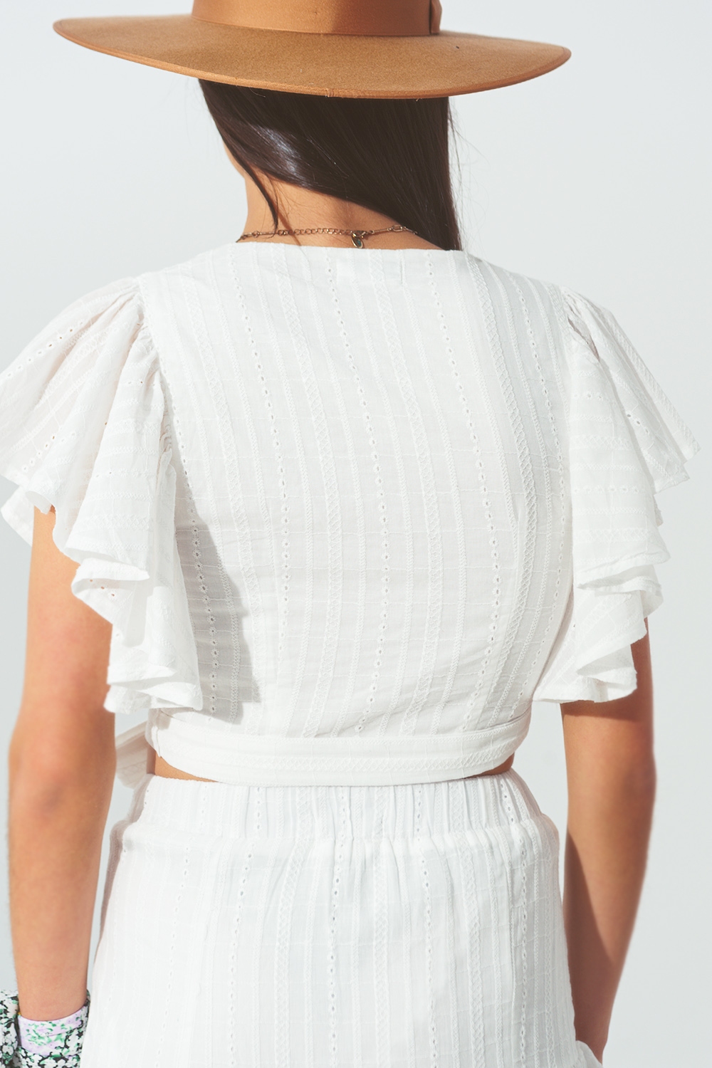 Broderie Wrap Crop Top en Blanco Broderie Wrap Crop Top en Blanco