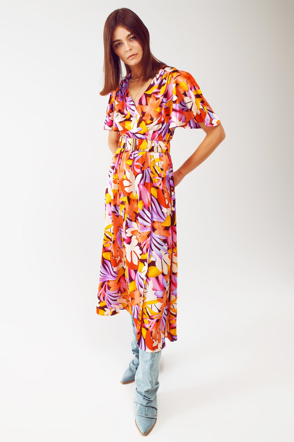 Vestido largo plisado con escote en V en multicolor Vestido largo plisado con escote en V en multicolor