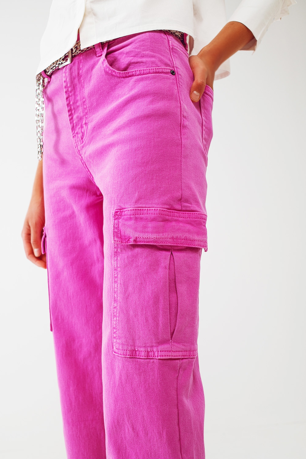 Pantalones cargo rectos en fucsia Pantalones cargo rectos en fucsia