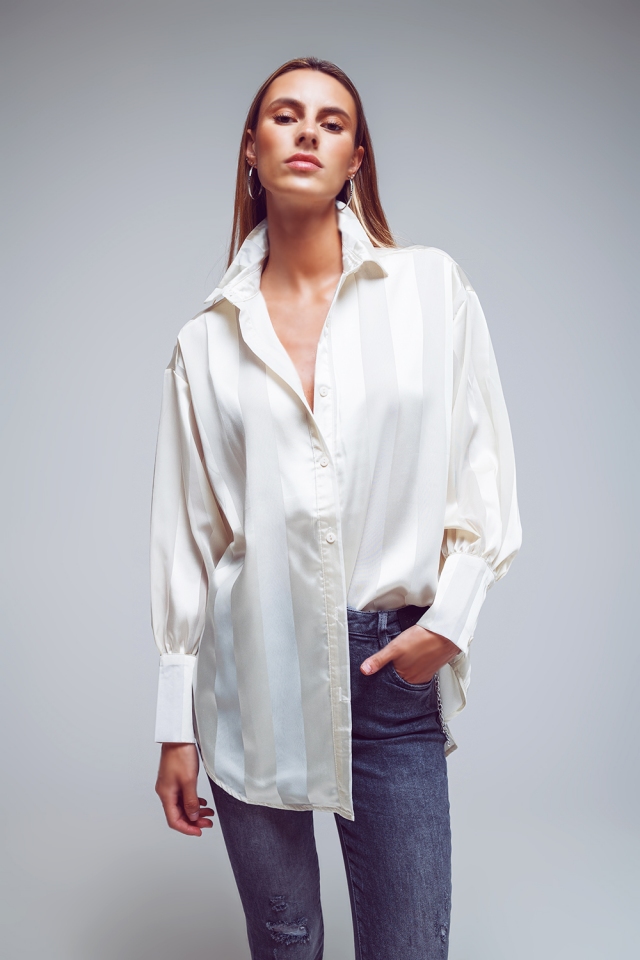 Camisa Oversized com Design Listrado e Manga Balão na cor Creme