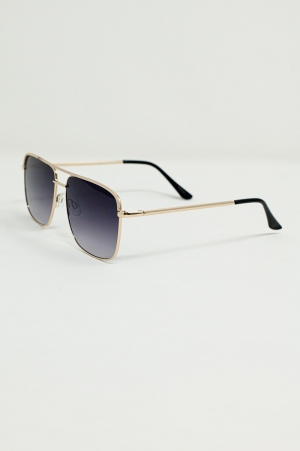 Aviator Vintage Sunglasses With Golden Rim