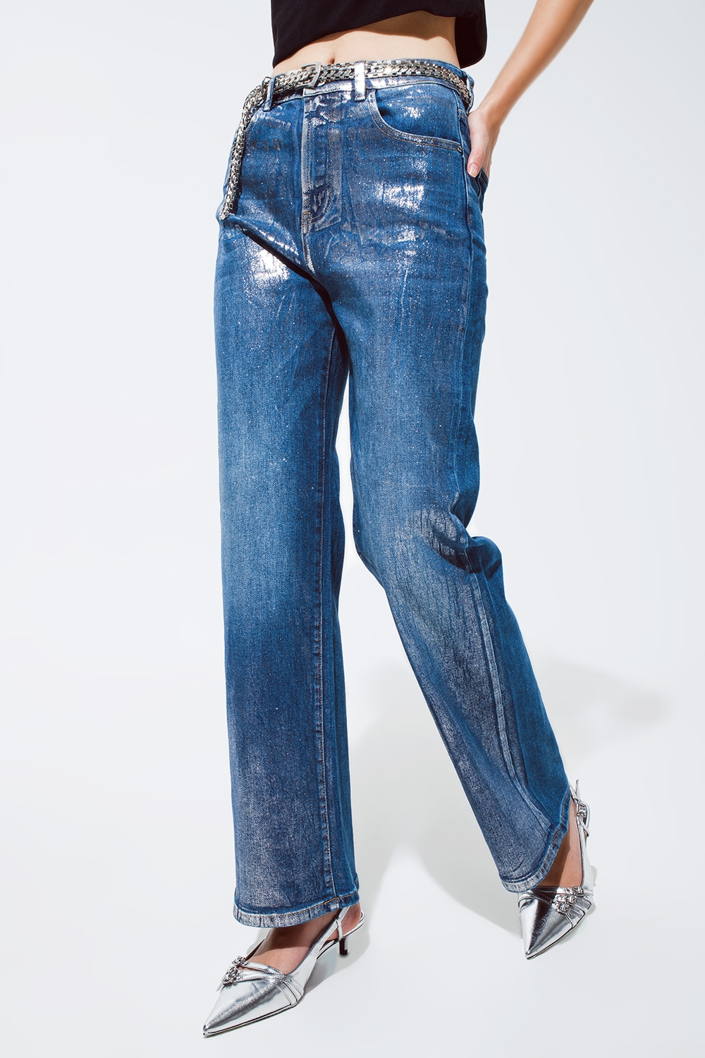 Jeans de pierna recta con acabado metálico plateado Jeans de pierna recta con acabado metálico plateado