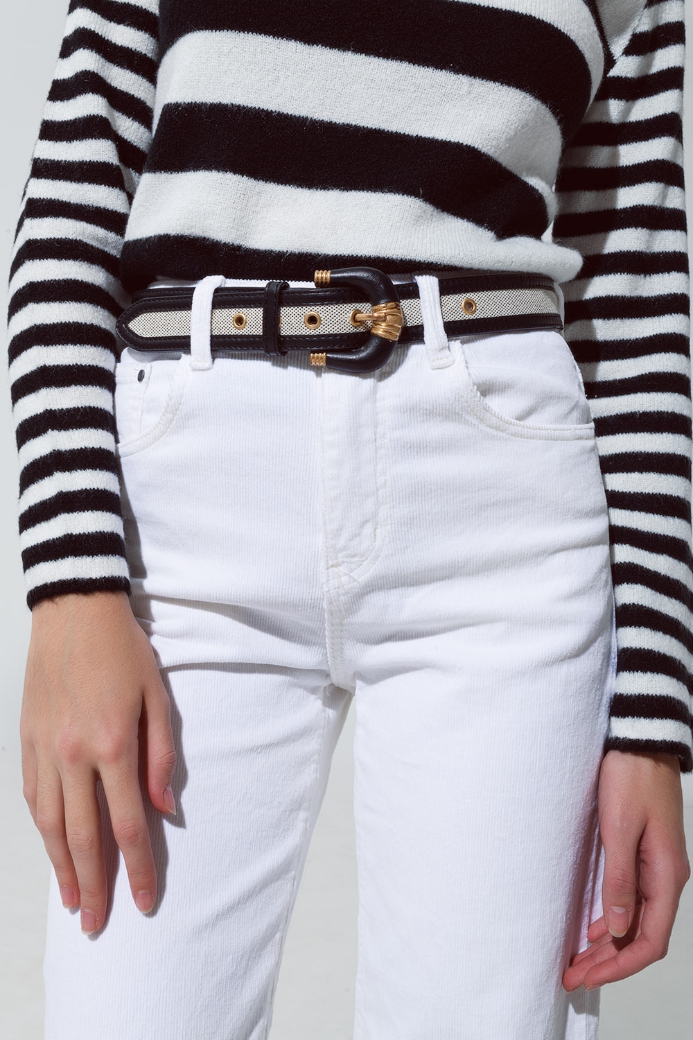 Pantalones tobilleros de pana en blanco Pantalones tobilleros de pana en blanco