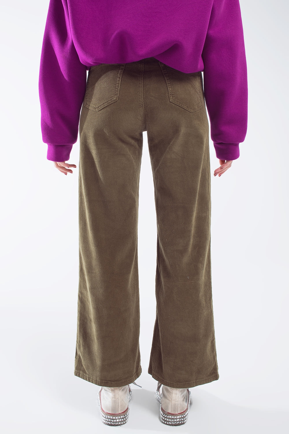 Pantalones capri caqui de pana Pantalones capri caqui de pana