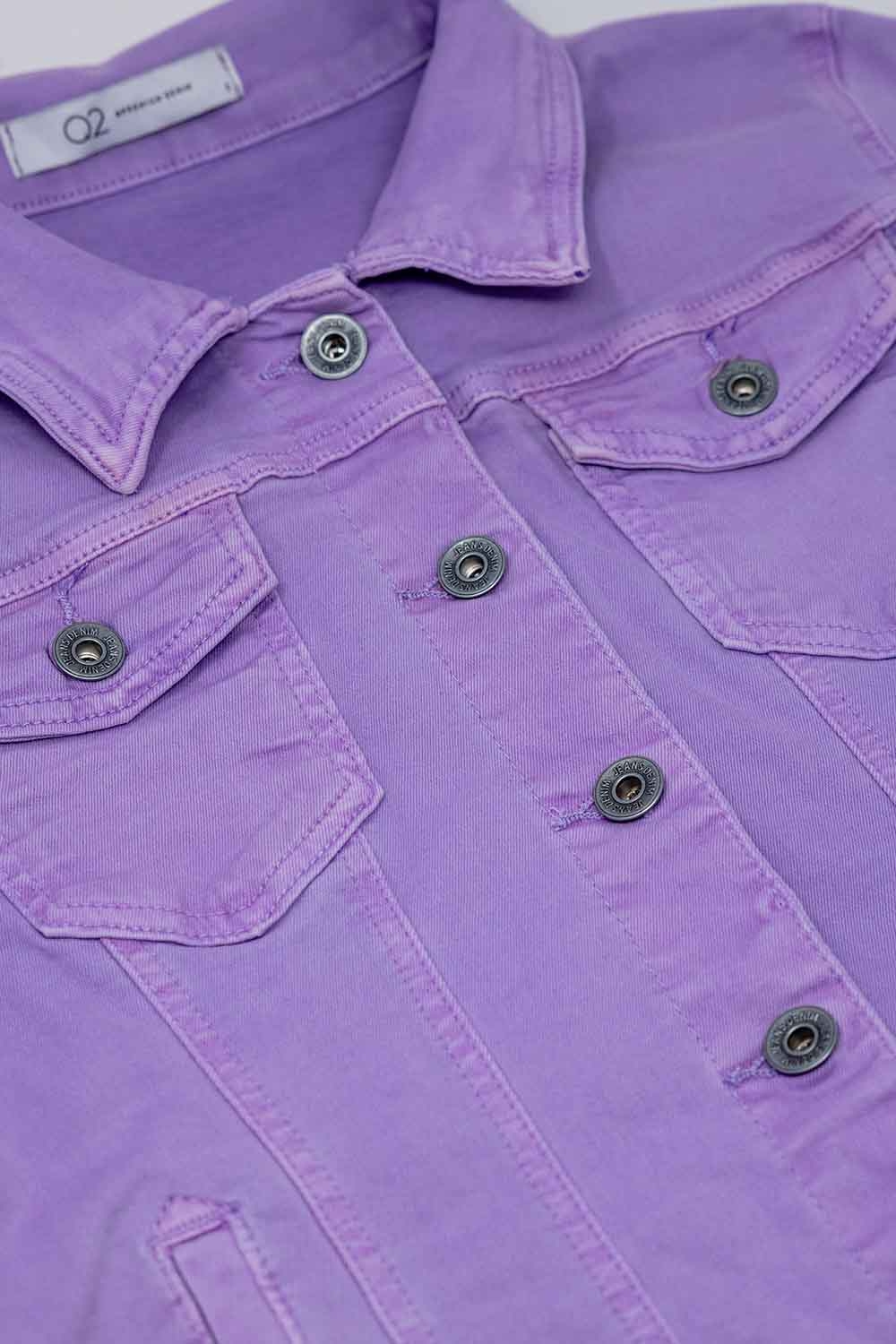 Cazadora vaquera slim trucker en lila