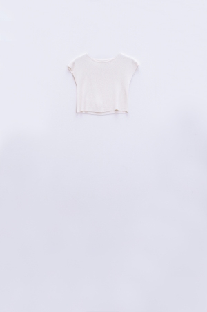 Camiseta de punto con mangas cortas en blanco