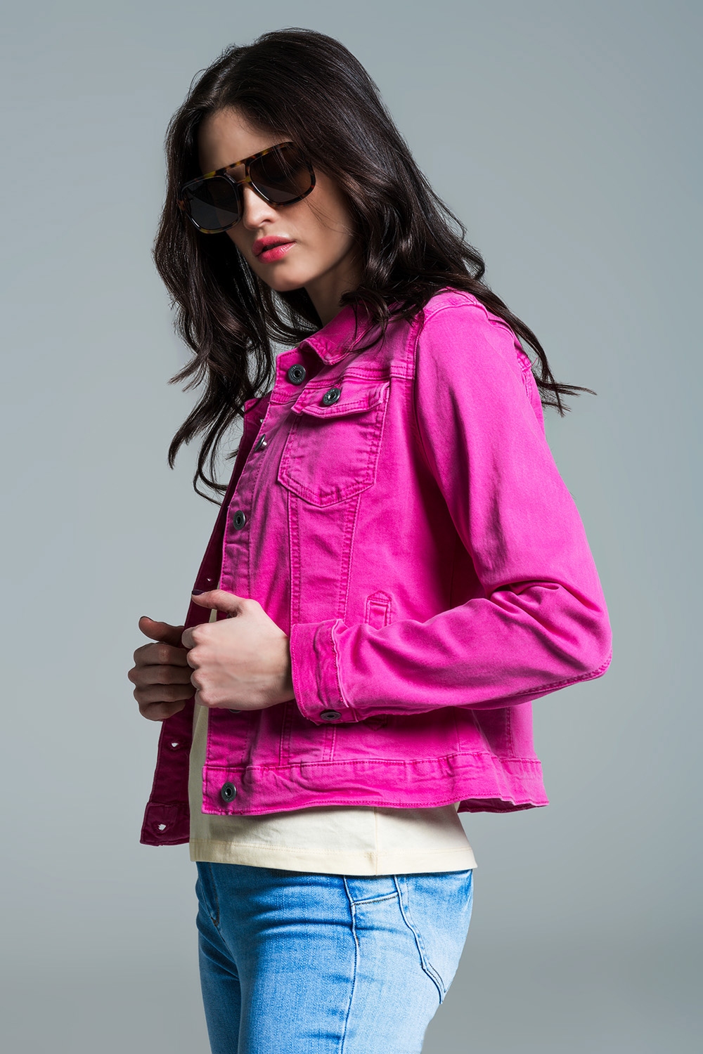 Chaqueta vaquera básica con bolsillos en rosa Chaqueta vaquera básica con bolsillos en rosa