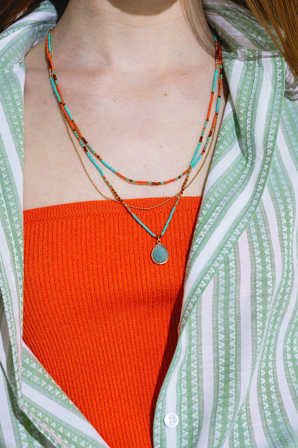 Collar 3 en 1 con cuentas naranjas y azules