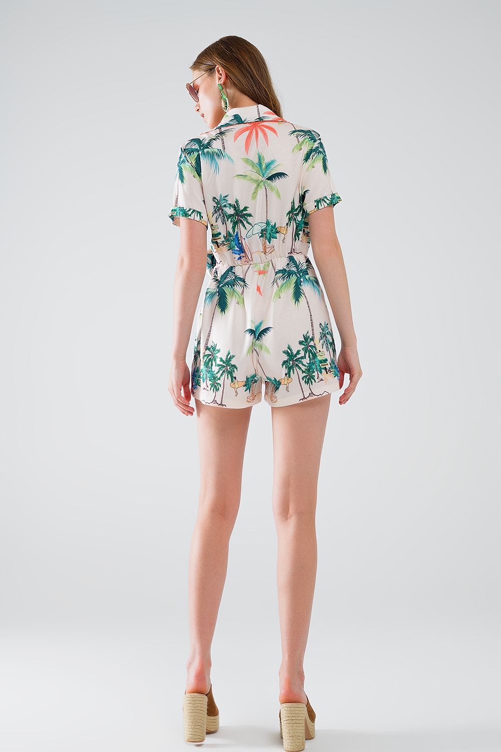 Mono crema con estampado playero y top cruzado
