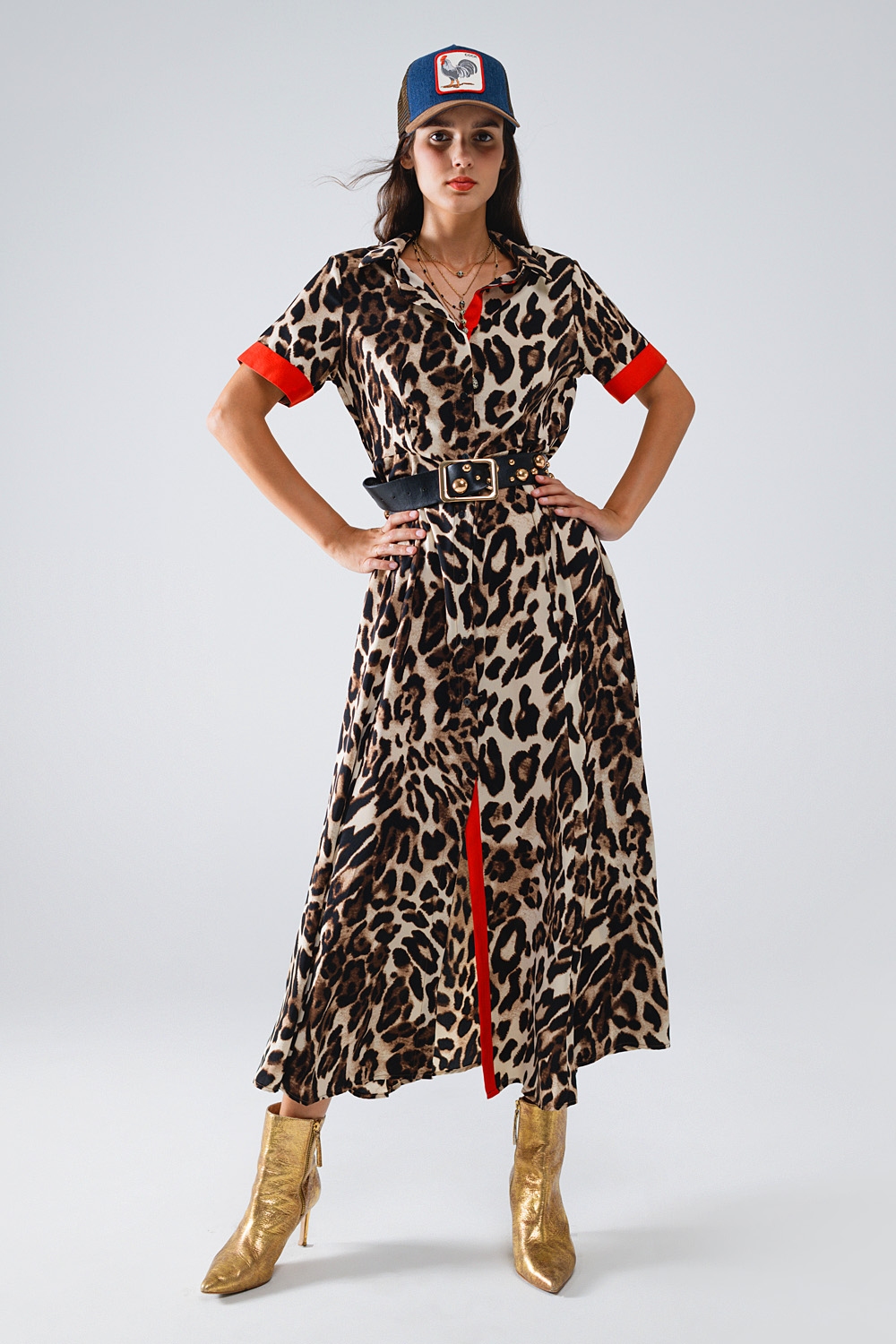 Maxi vestido abotonado de leopardo con detalles rojos Maxi vestido abotonado de leopardo con detalles rojos